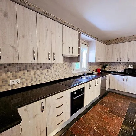 Casa Mama Lola Fuengirola