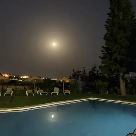 Casa Mama Lola Villa