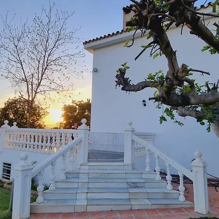 Casa Mama Lola * Fuengirola