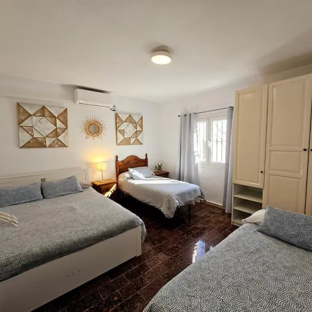 Casa Mama Lola * Fuengirola