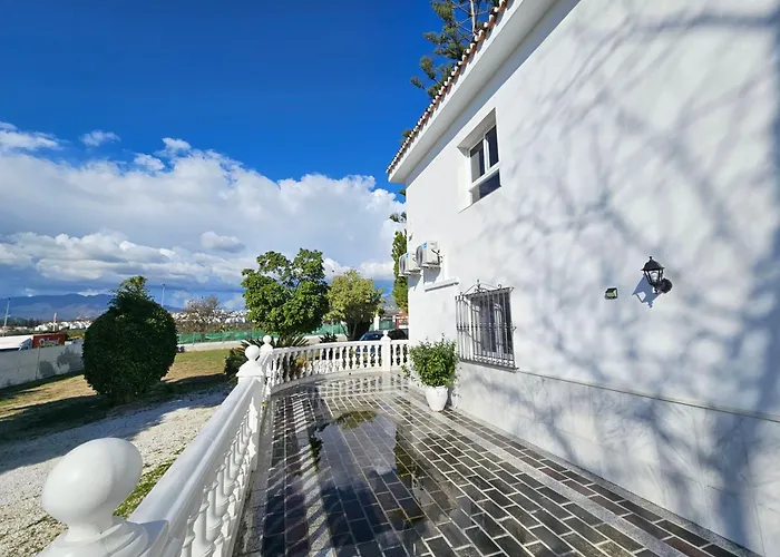 Casa Mama Lola Villa